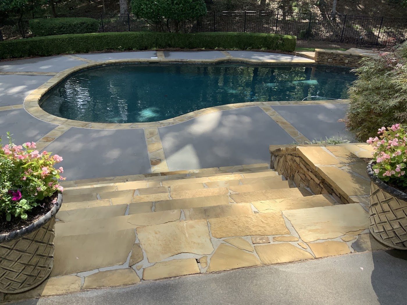 Clean pool deck